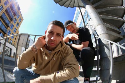 Example & DJ Wire