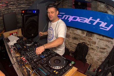 DJ Simon Lloyd